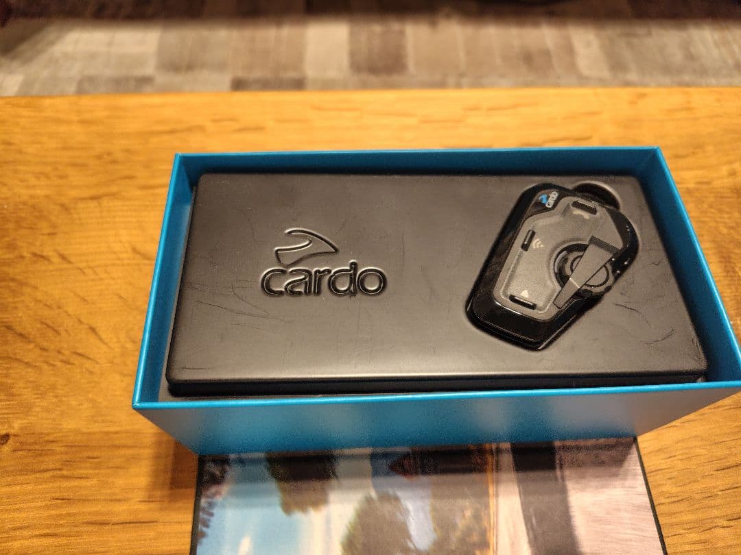 Cardo Freecom 4+ カルド　インカム　フリーコム