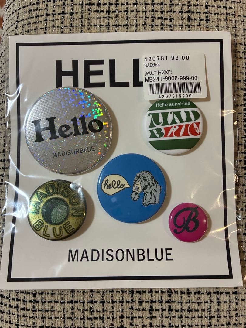 MADISONBLUE 缶バッジ　新品未開封