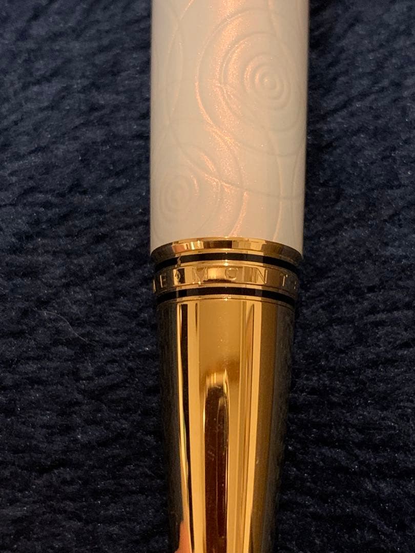 モンブラン　ボールペン　ボエムプレシャスメタルラッカー　パール