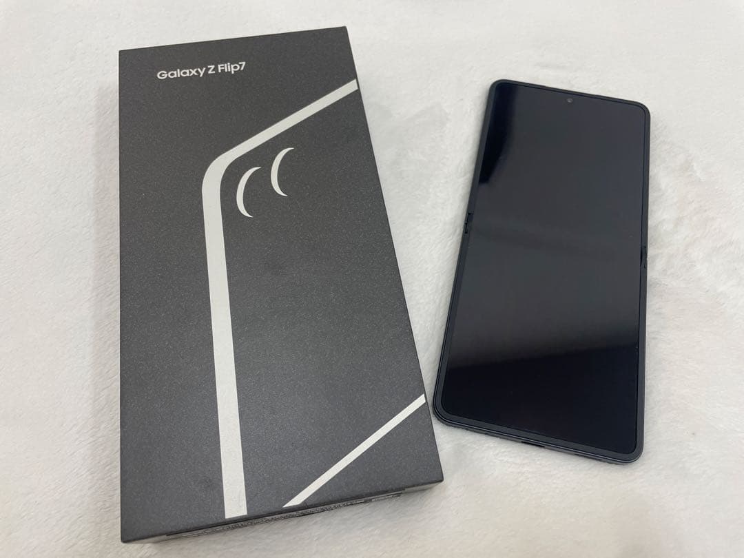 Samsung Galaxy Z Flip7 ブラック 値下げ交渉可！