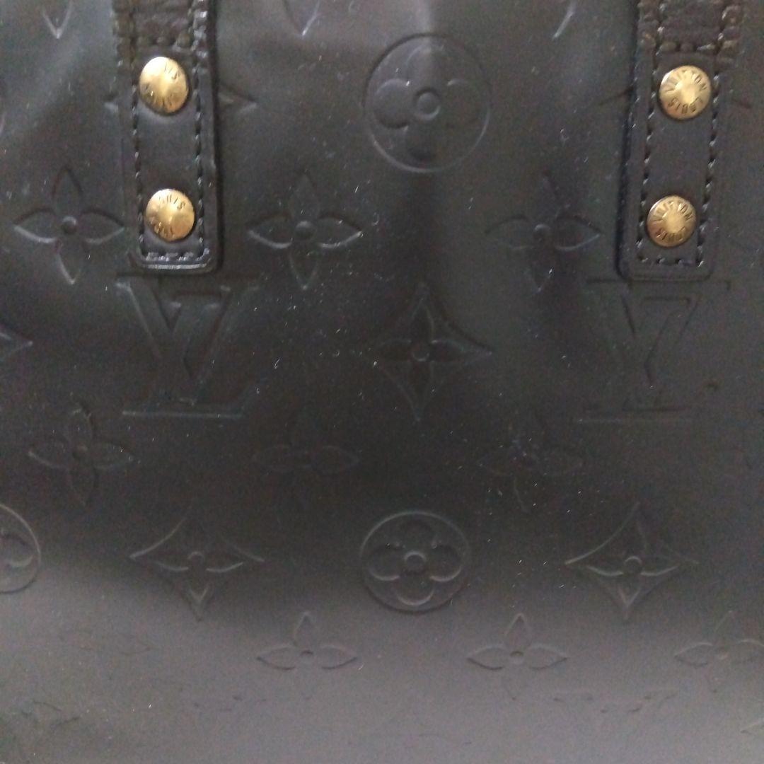 ルイヴィトンバッグです。