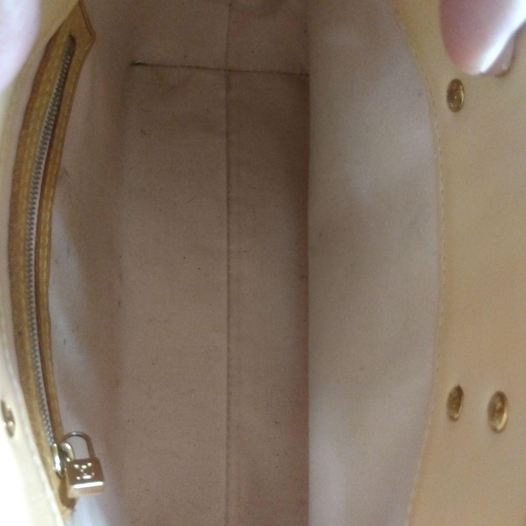 ルイヴィトンバッグです。