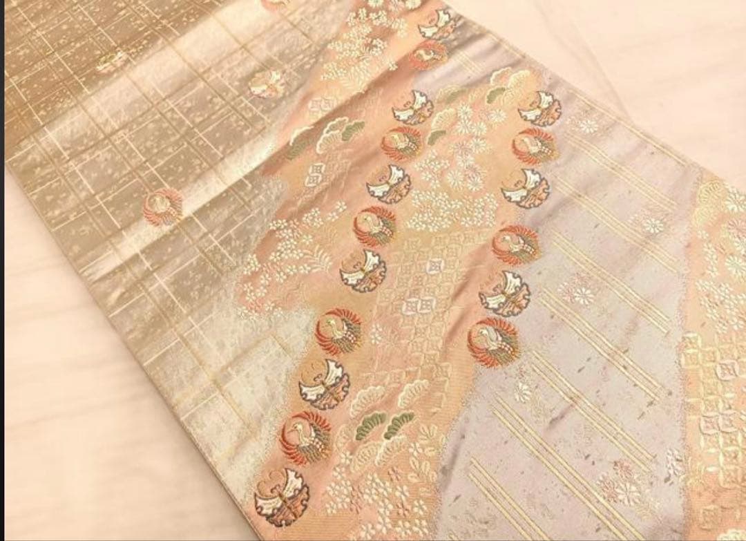 振袖フルセット6点サイズM〜Ｌ駒刺繍　花蝶文　暈し染め　金彩　正絹