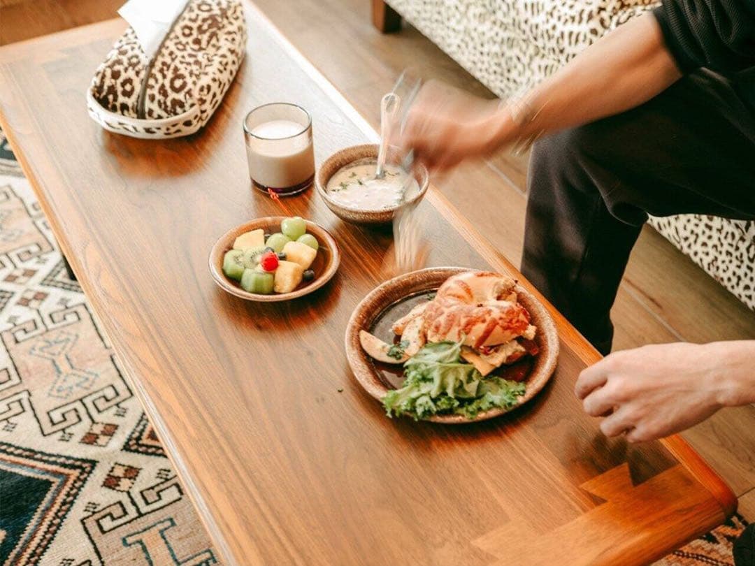 6月23日までACCLAIM COFFEE TABLEアクメファニチャーテーブル