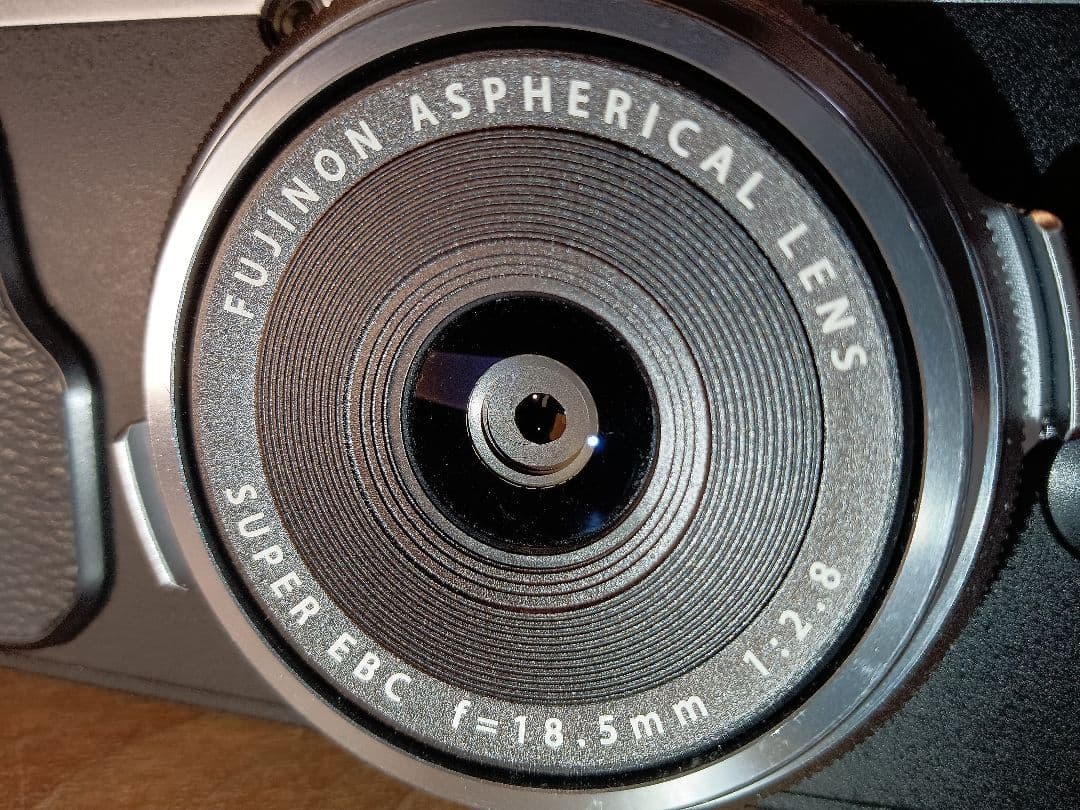 【純正レザーケースSET付き】FUJIFILM X70【取説+元箱+保証付】