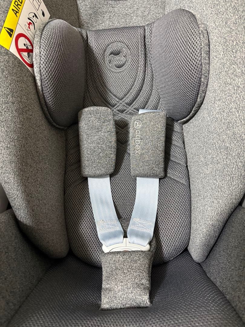 cybex クラウド T i-Size Plus チャイルドシート