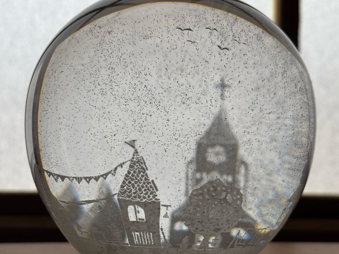 金津沙矢香さん　スノードーム