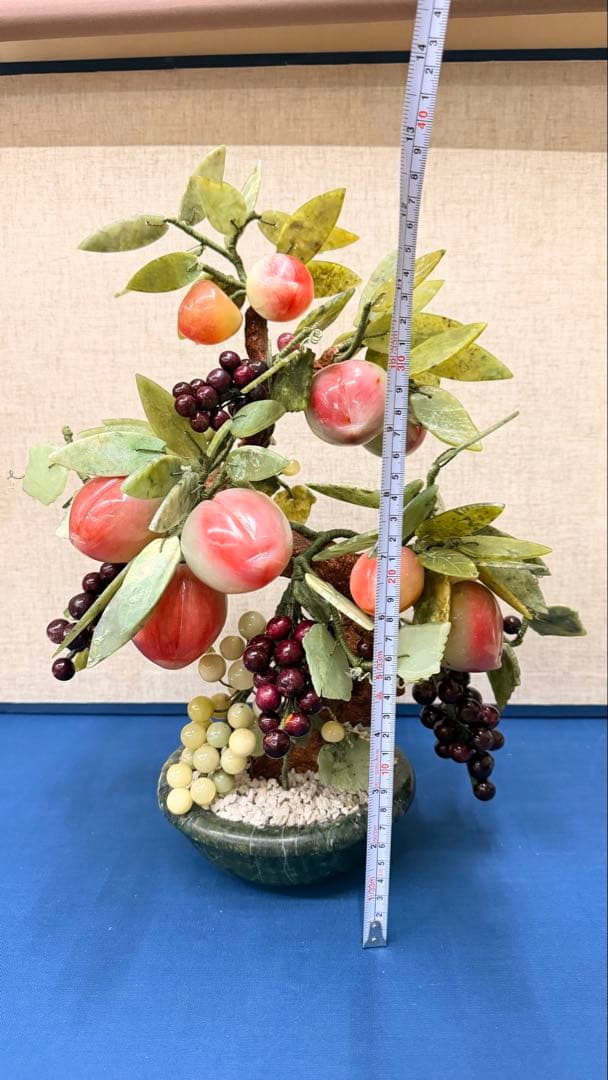 【寿果豊穣】— 石に込められた、二つの幸せの物語横20cm x 高40cm