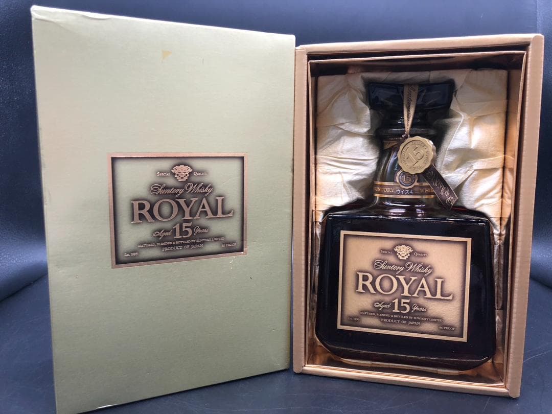 未開栓 サントリーウイスキー ローヤル 15年 ゴールドラベル 750ml