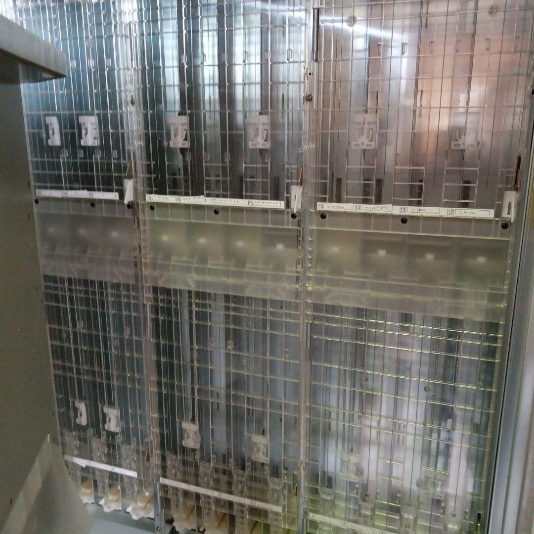 中古品タバコ自動販売機　タスポ正常個体　トレカ自販機