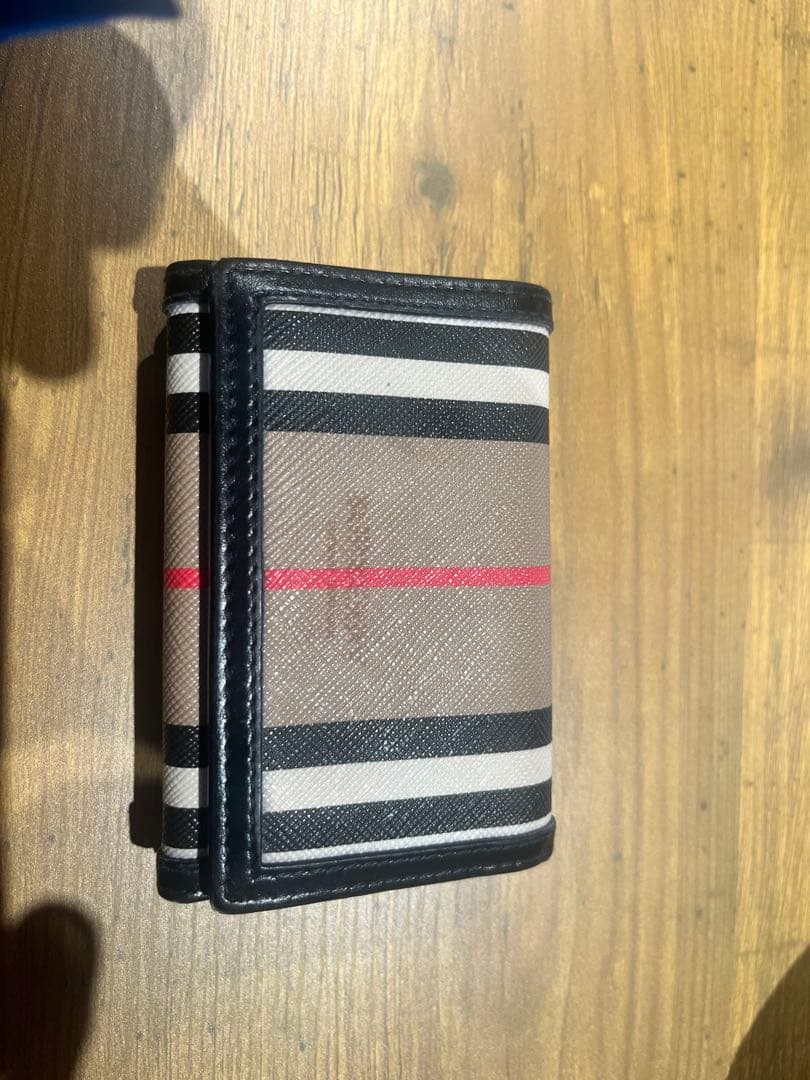 Burberry 三つ折り財布