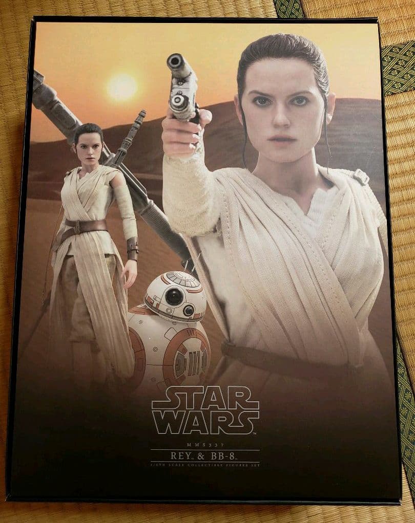 【新品未使用】ホットトイズ『スター・ウォーズ』レイ&BB-8 2体セット 1/6