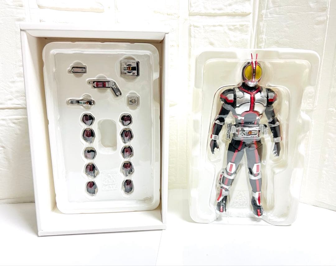 S.H.Figuarts 真骨彫 仮面ライダーファイズ 中古 入手困難 限定