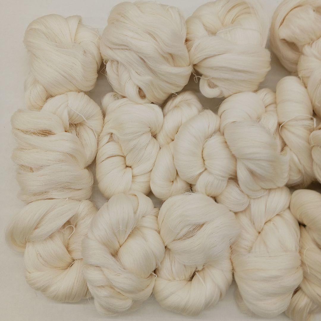生糸大量　精錬前　未使用絹糸