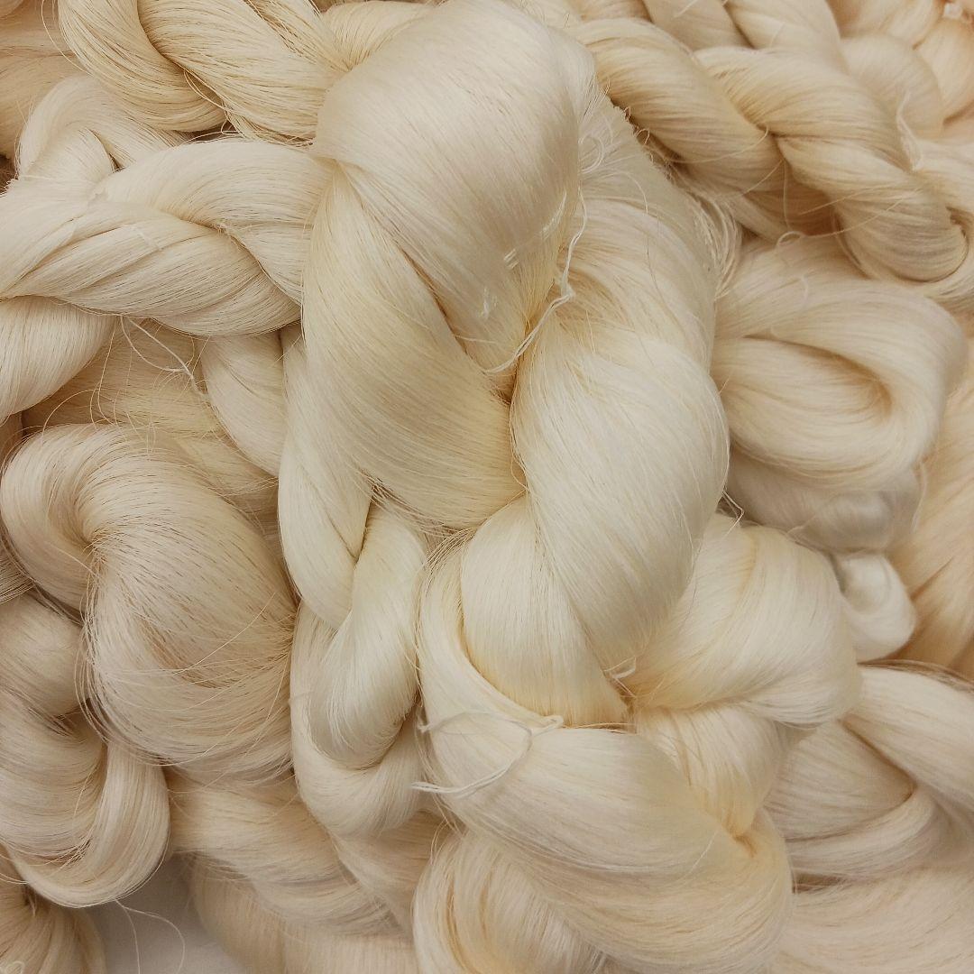 生糸大量　精錬前　未使用絹糸