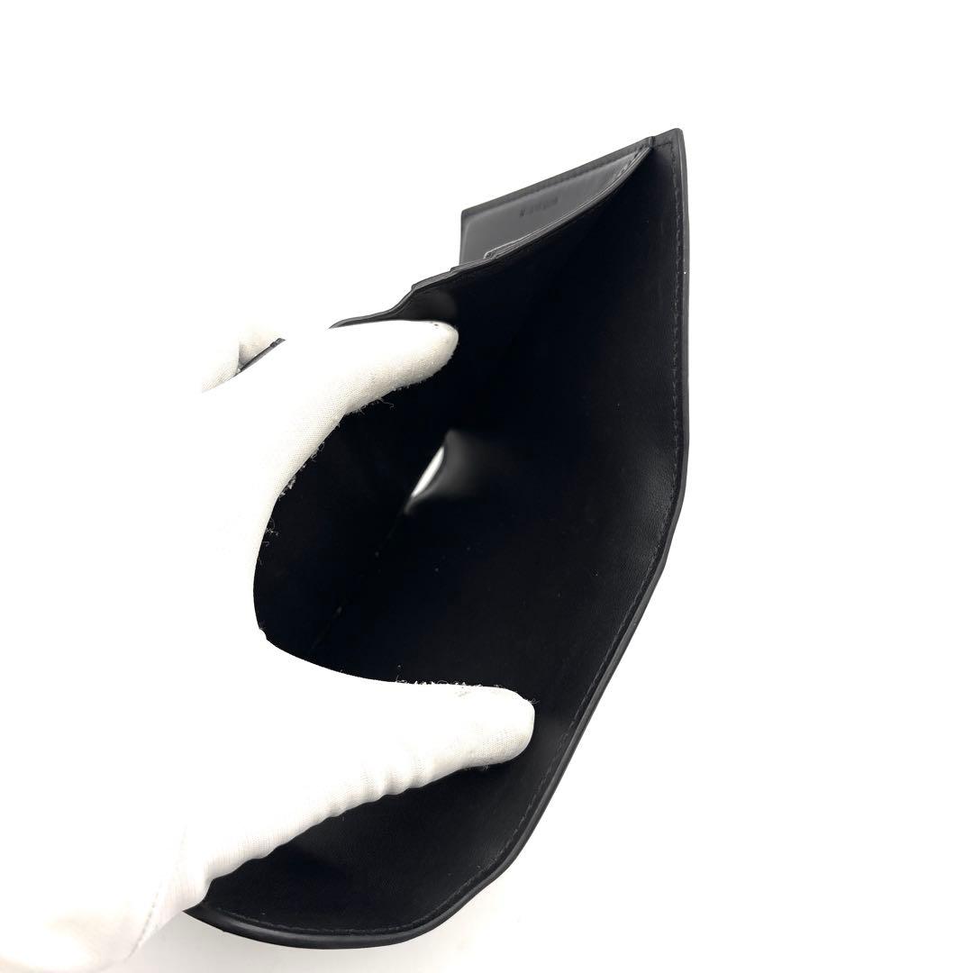 現行◆極美品◆CELINE 三つ折り財布 トリオンフ ブラック ゴールドロゴ