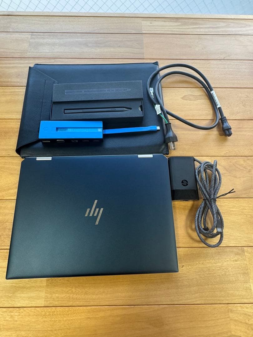 HP Spectre x360 14 2-in-1　美品