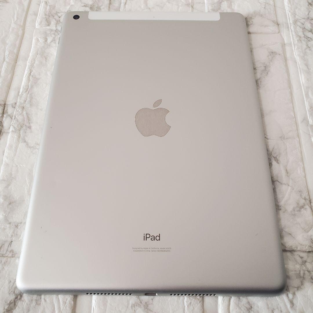 250 iPad 8世代 32GB SIMフリー シルバー