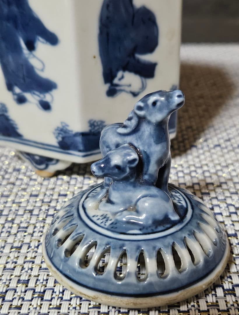 伊万里染付　双鹿摘み　人物図　六角形　香炉　茶道具　茶器　香道具　香道　香　香木