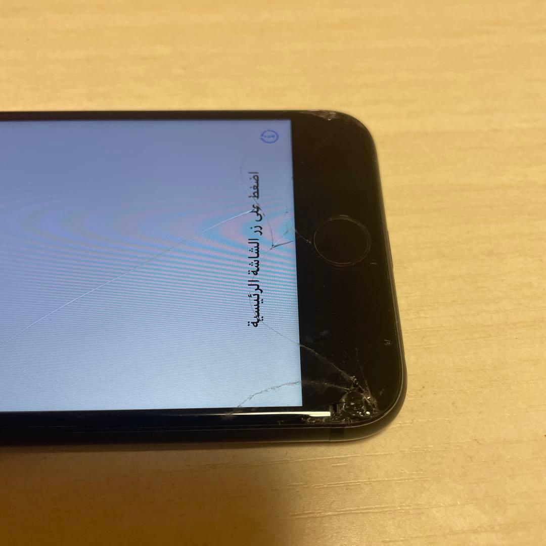 Apple iPhone8 スペースグレー 本体のみ　simフリー