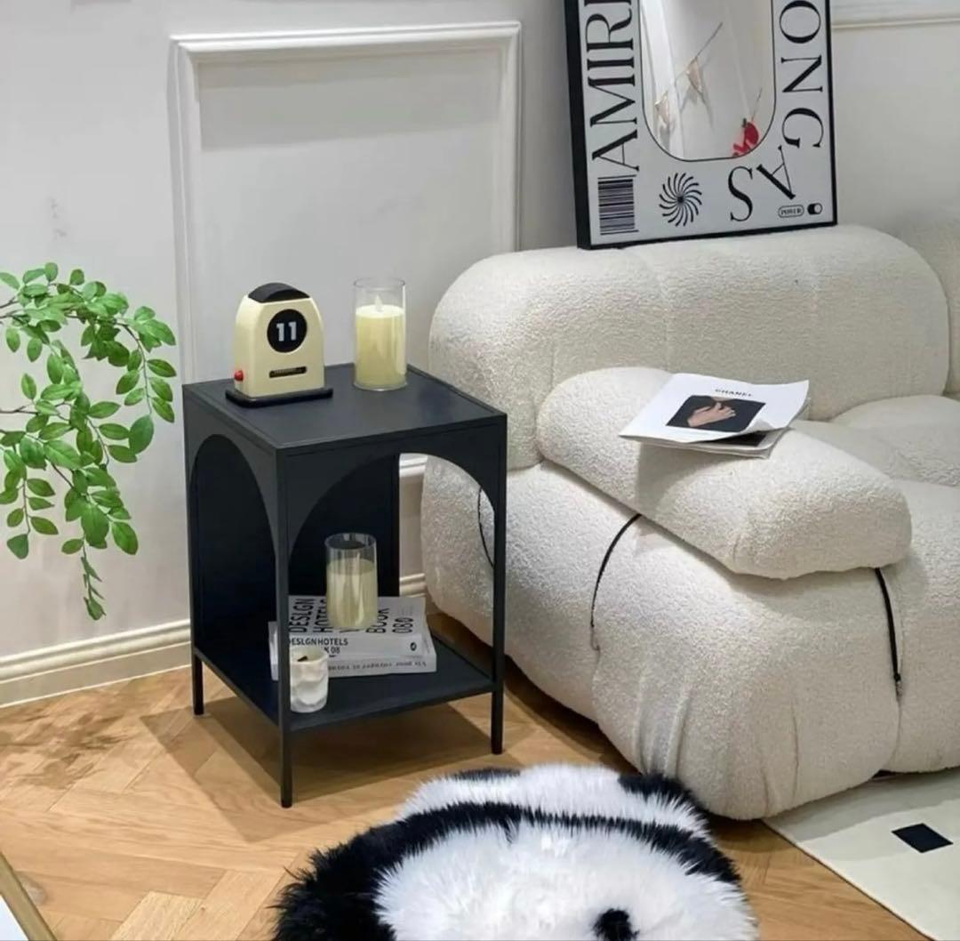 ベッドサイドテーブル　２台まとめて