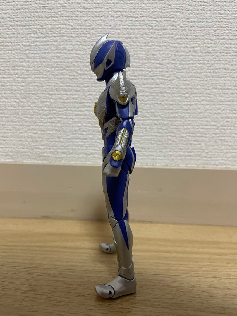 S.H.フィギュアーツ　ハンターナイトツルギ