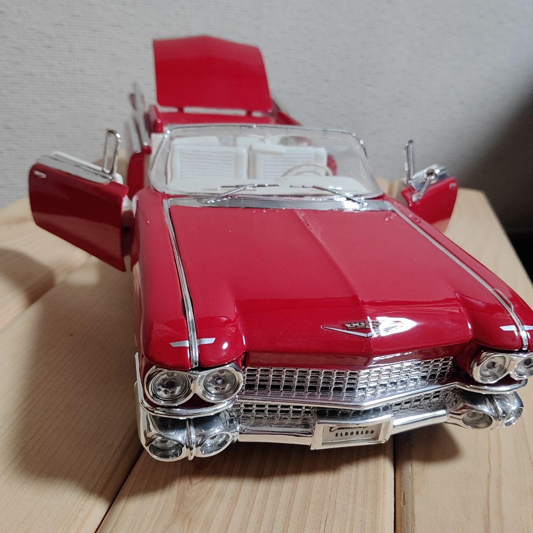 【美品】Cadillac ELDORAD 1/18 MAISTO 希少 赤