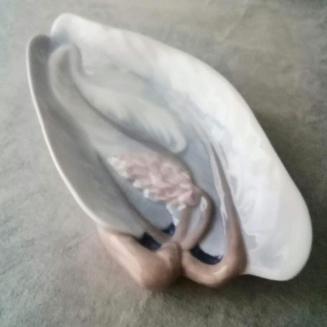 逸品　花文筆皿　ビングオーグレンダール（Ｂ＆Ｇ)　デンマーク　釉裏彩皿