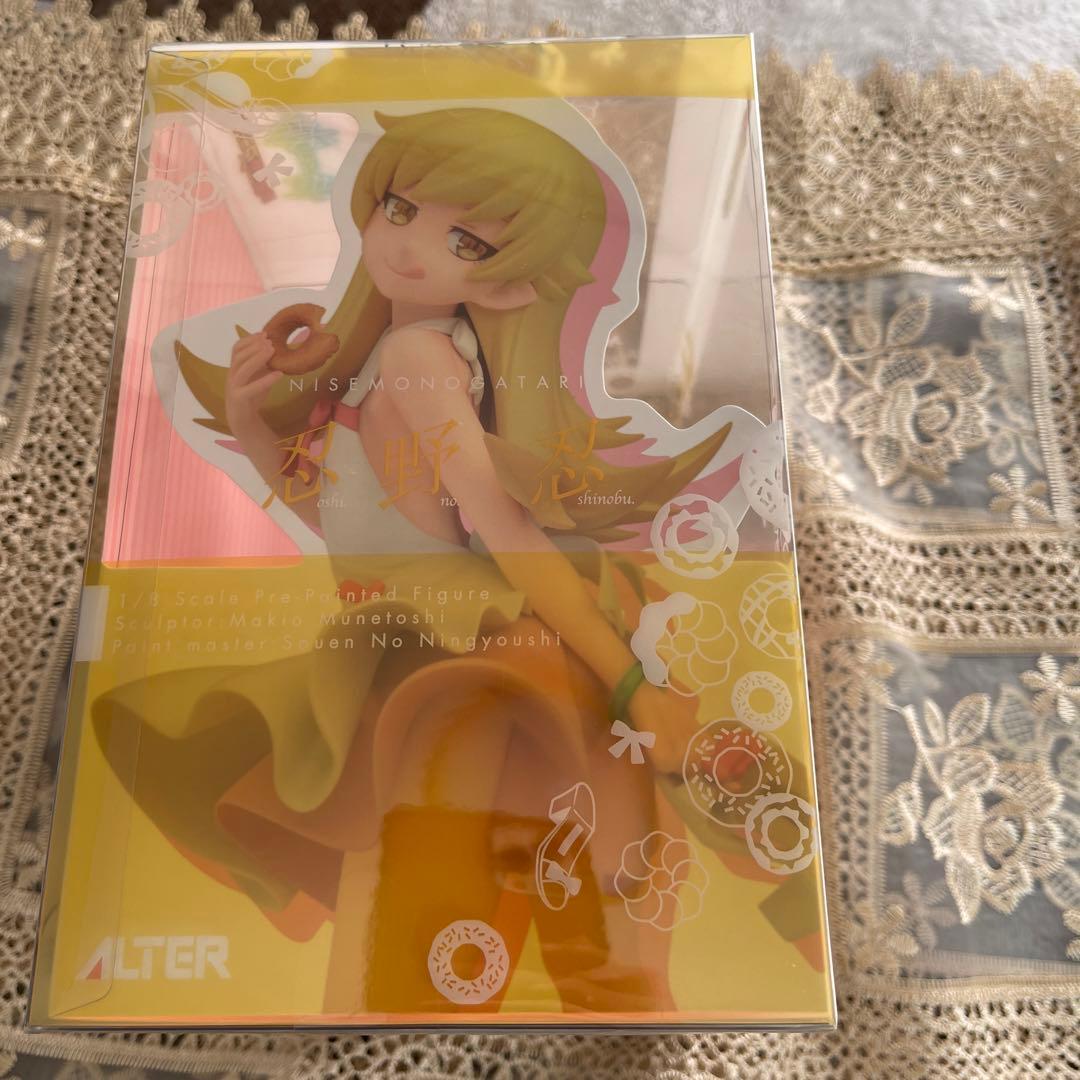 (レア)偽物語 忍野忍 1/8 完成品フィギュア