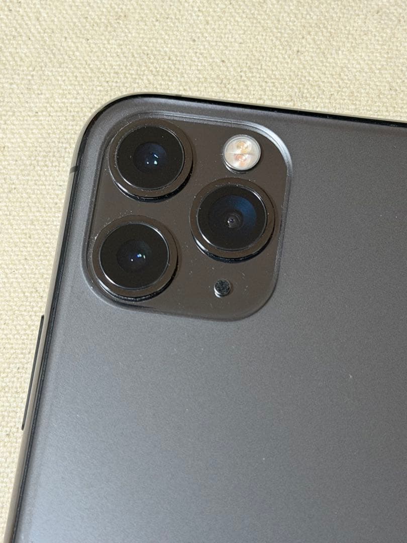 iPhone11promax カメラ故障　256GB 本体　スペースグレー