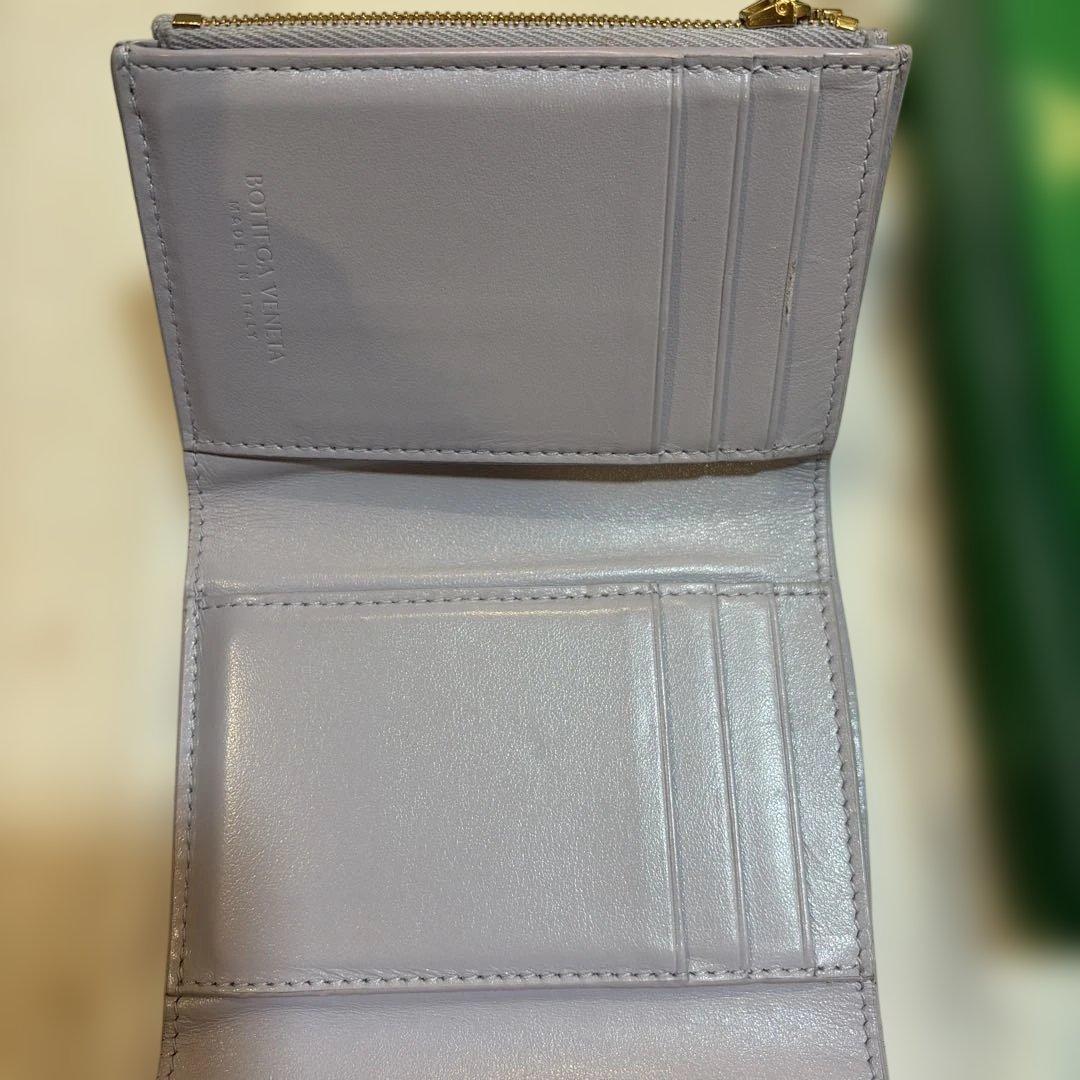 BOTTEGA VENETA 三つ折りファスナーウォレット オイスター