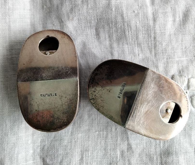 日本製、和骨董、ビンテージシルバーの可愛い草履下駄、刻印有り、調味料入れ。