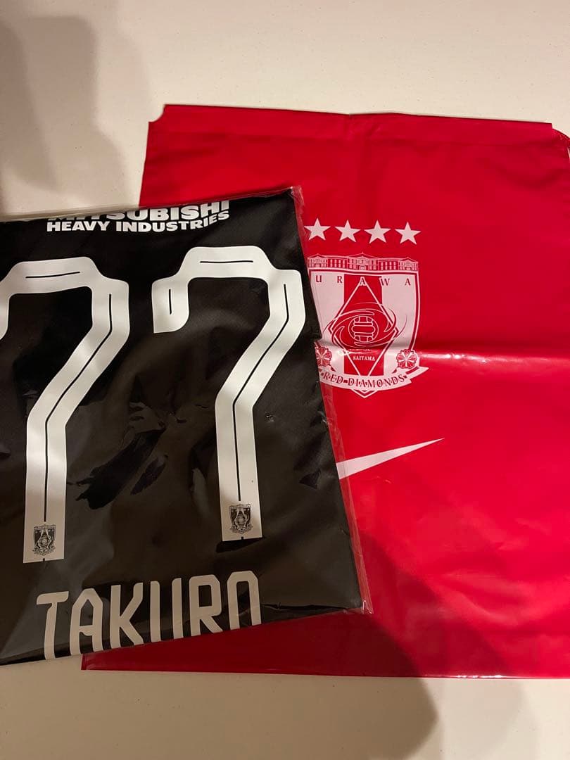 浦和レッズ　TAKUIRO 77番 ユニフォーム