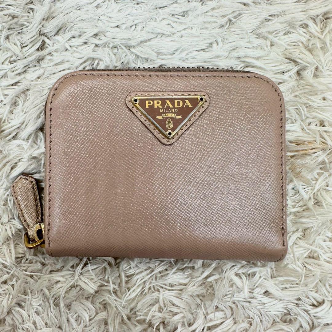 【美品】プラダ ケース 小銭入れ ベージュ サフィアーノ 三角ロゴ