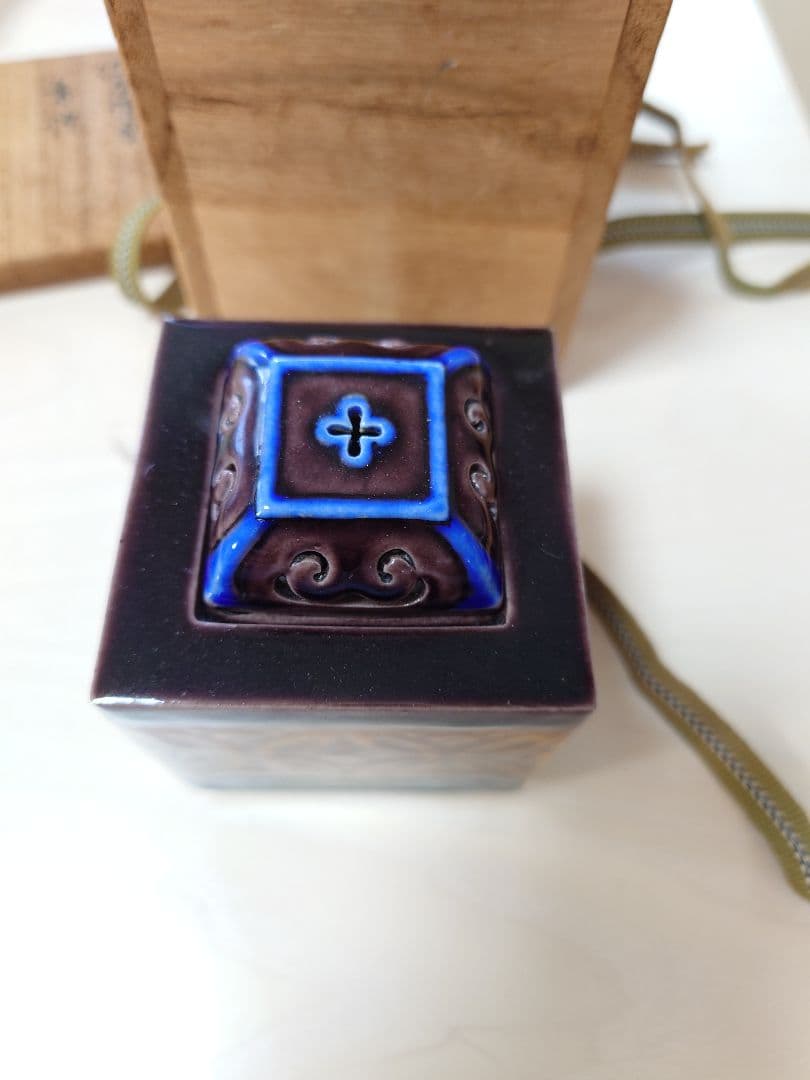 海外コレクターさん必見　二代徳田八十吉　香炉　Tokuda Yasokichi