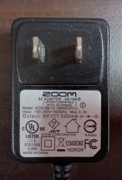 タイムセール【ギターエフェクター】ZOOM G1XFOUR ＋アダプター＋オマケ