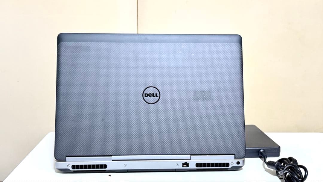 Windowsノート本体 precision 7720 xeon E3-1575m v5 p4000