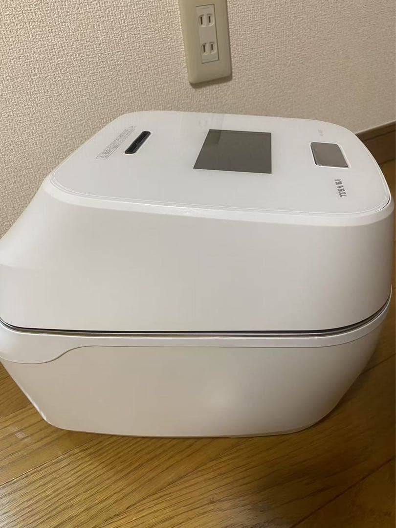 TOSHIBA RC-10ZWT 炊飯器 IH加熱方式