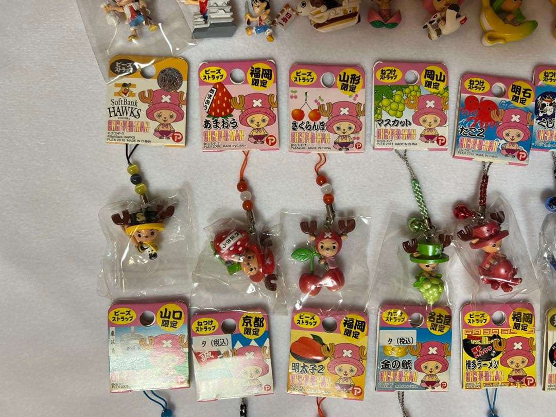 （ご当地キーホルダー）26体　ONE PIECE チョッパー23体+ルフィ3体