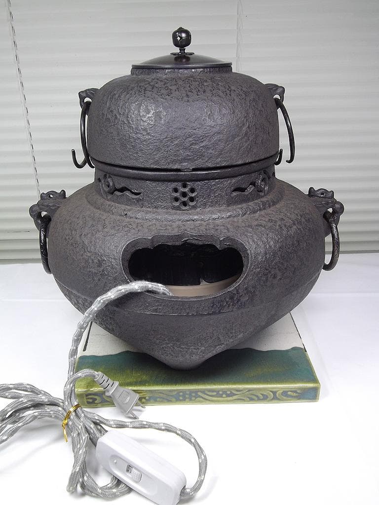 茶道具 鬼面風炉 野々田風炉型電熱器 風炉釜 茶釜 釜環 織部敷板