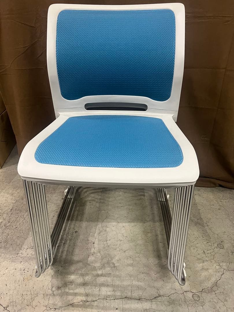 【4脚セット】コクヨ　スタッキングチェア　カラベル