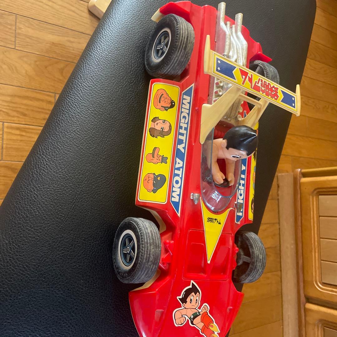 Mighty Atom フィギュア付きレーシングカー