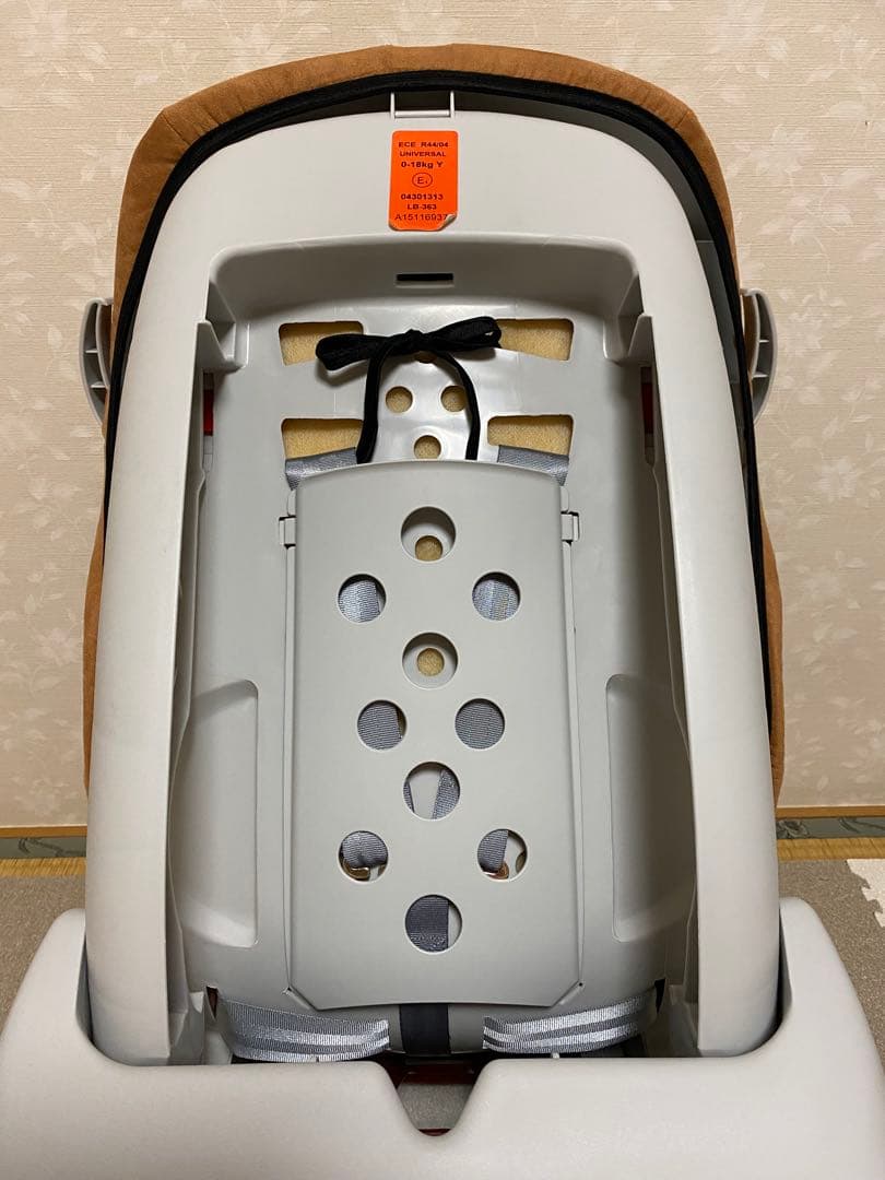 Winnie the Pooh 車用チャイルドシート