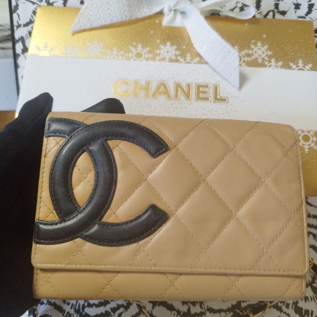 シャネル　カンボンライン　斜め掛け中財布