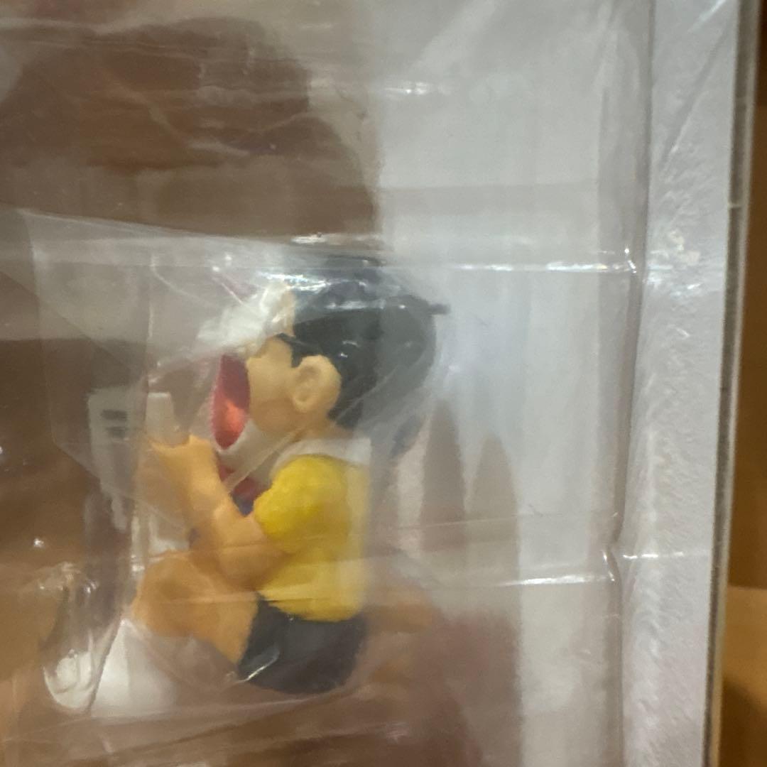 ウルトラディテールフィギュア ドラえもん & のび太