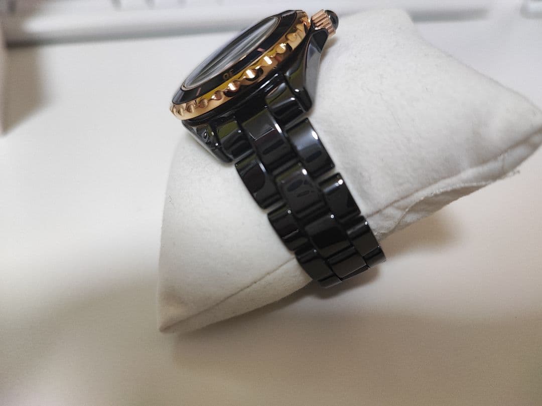 美品 サンリオ ハローキティ セラミック ダイヤモンド ブラック 腕時計 限定品