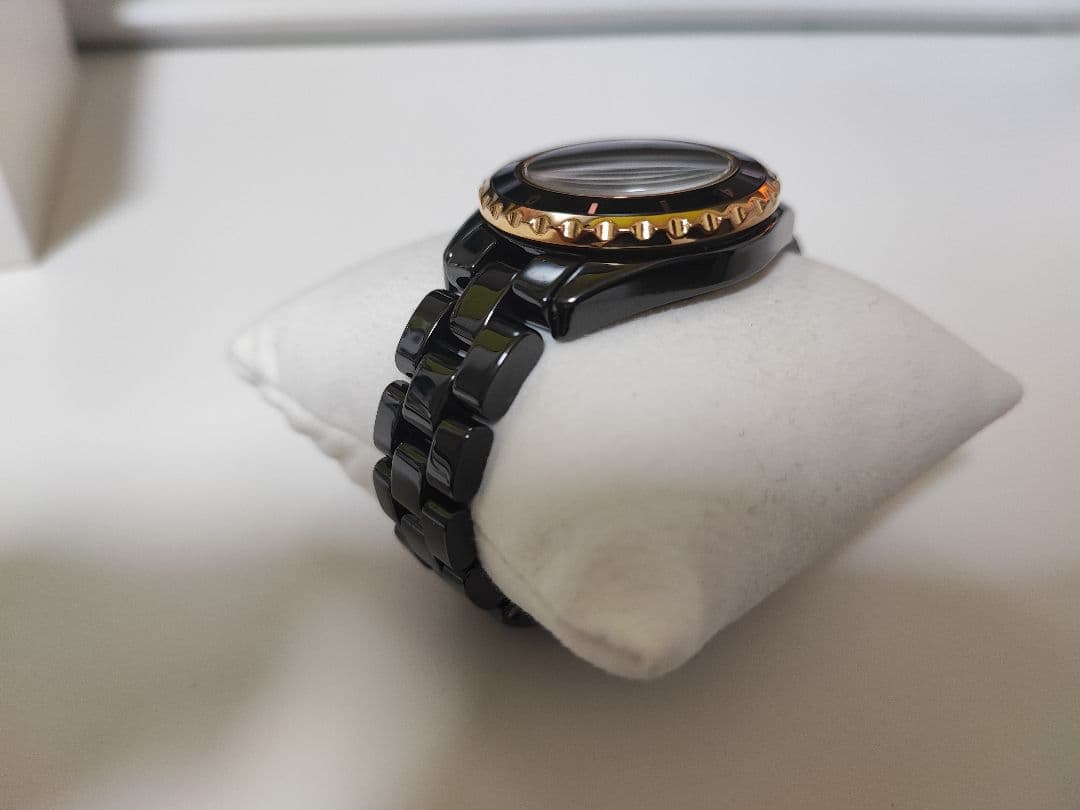 美品 サンリオ ハローキティ セラミック ダイヤモンド ブラック 腕時計 限定品