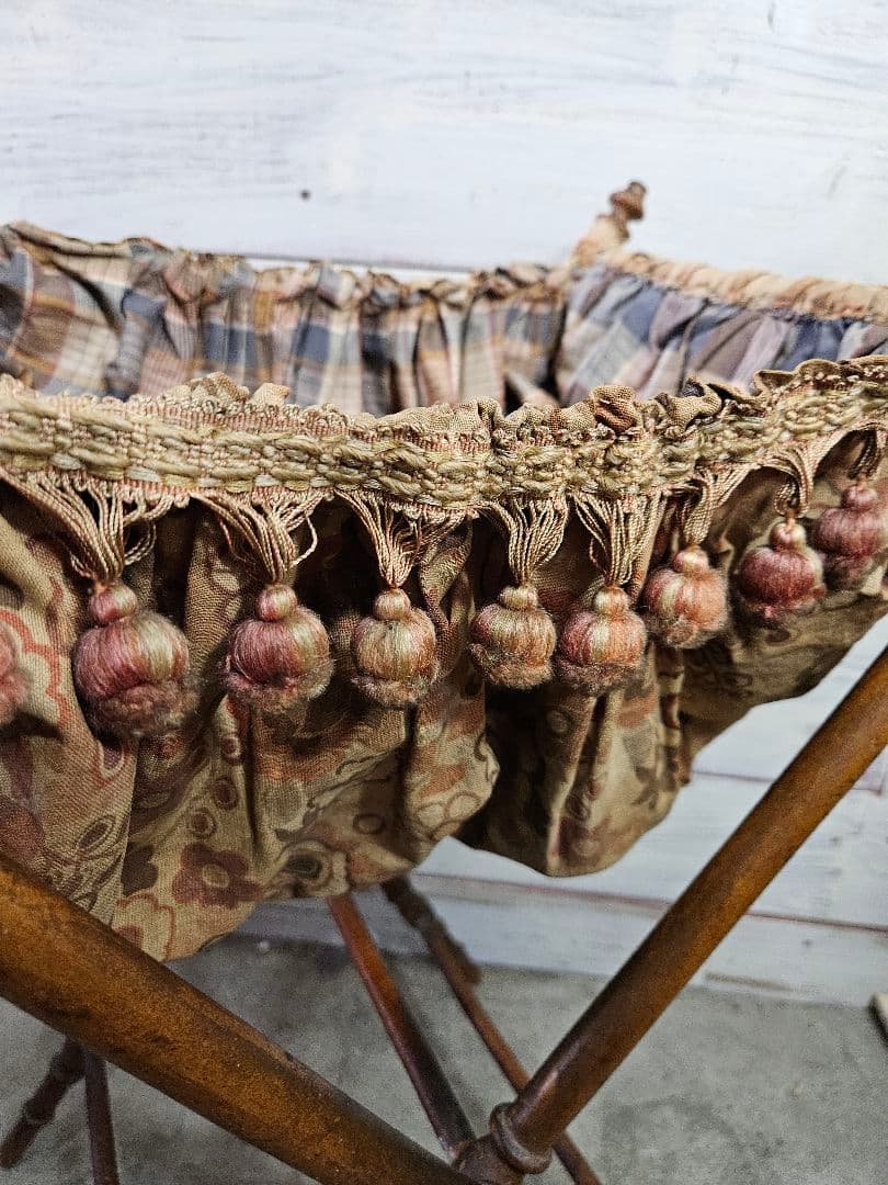 フランスアンティーク ソーイングスタンド 木製×ファブリック フリンジ 小物入れ