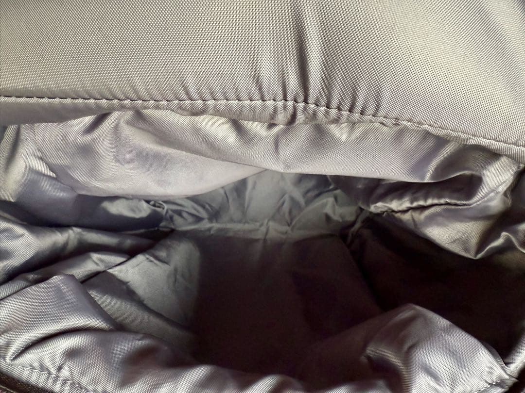 お*ん様 Db Journey The Hugger ボストンバッグ リュック