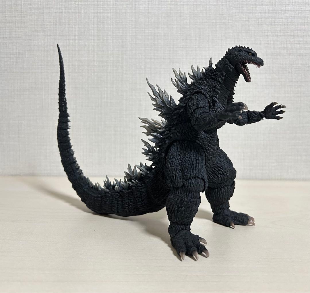 S.H.MonsterArts ゴジラ　2002 ゴジラ×メカゴジラ　フィギュア